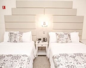 Day room at Da Vinci Hotel.