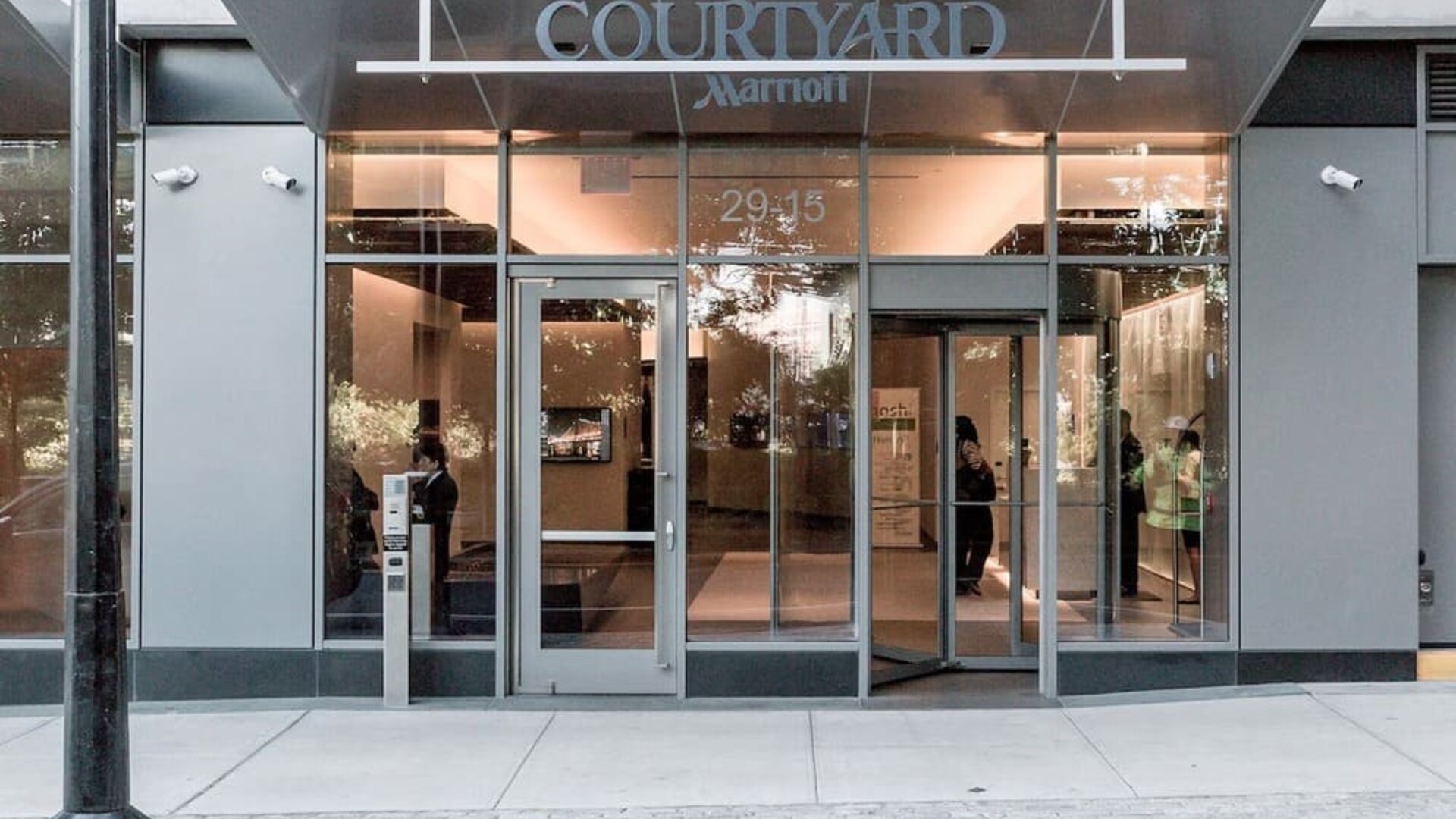 Exterior view of Courtyard By Marriott Long Island City/New York Manhattan View.