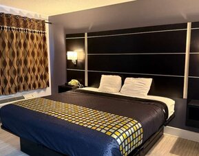 Day use room at Coratel Inn & Suites By Jasper Hastings.