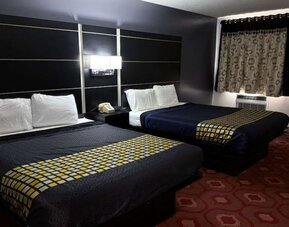 Day use room at Coratel Inn & Suites By Jasper Hastings.