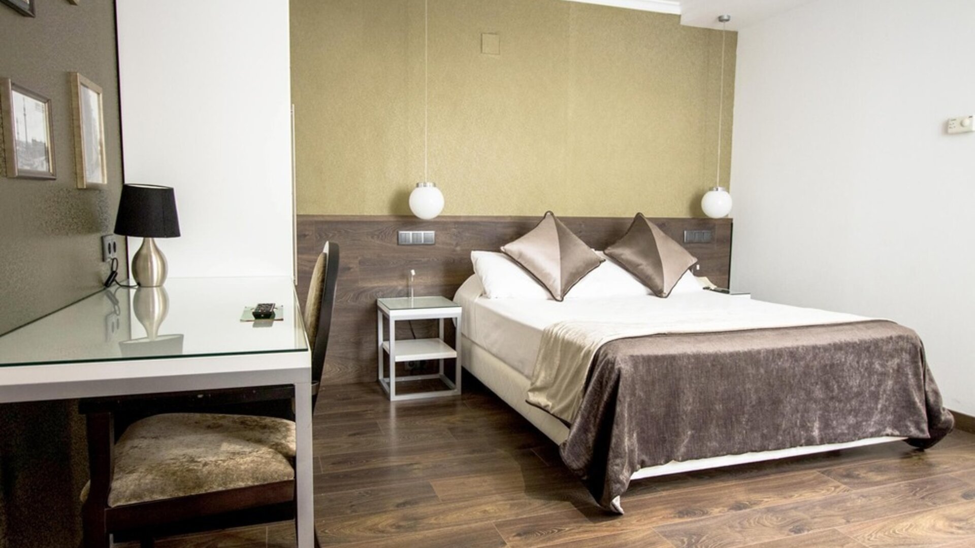 Hotel Moderno Barcelona