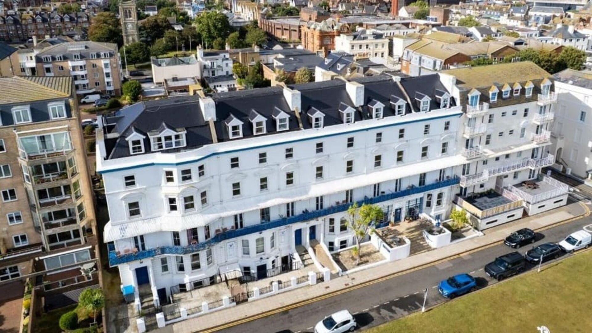 Exterior view of The Southcliff Hotel.