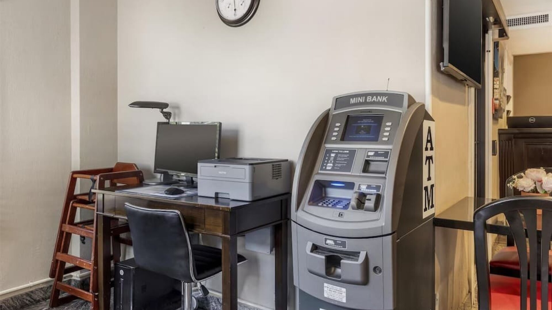 Business center at Best Western Fort Lee.