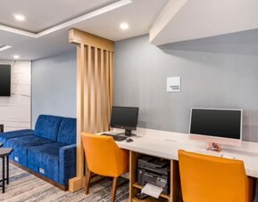 Business center at Holiday Inn Express Chicago - Downers Grove.