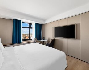 Day room with workspace at Ly New York Hotel.