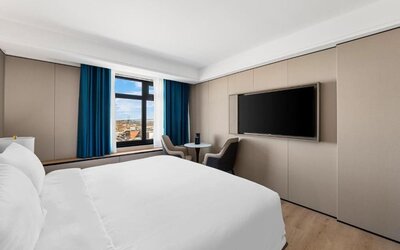 Day room with workspace at Ly New York Hotel.