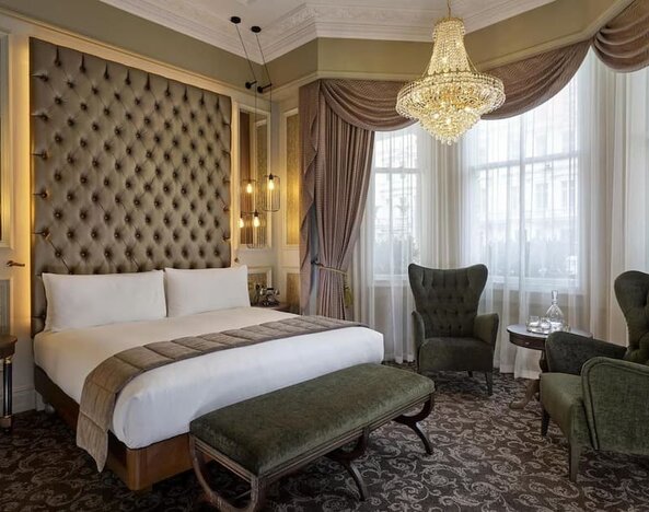 Day use room with large windows at 100 Queen's Gate Hotel London.