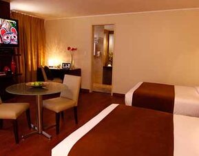 Hotel Reina Isabel