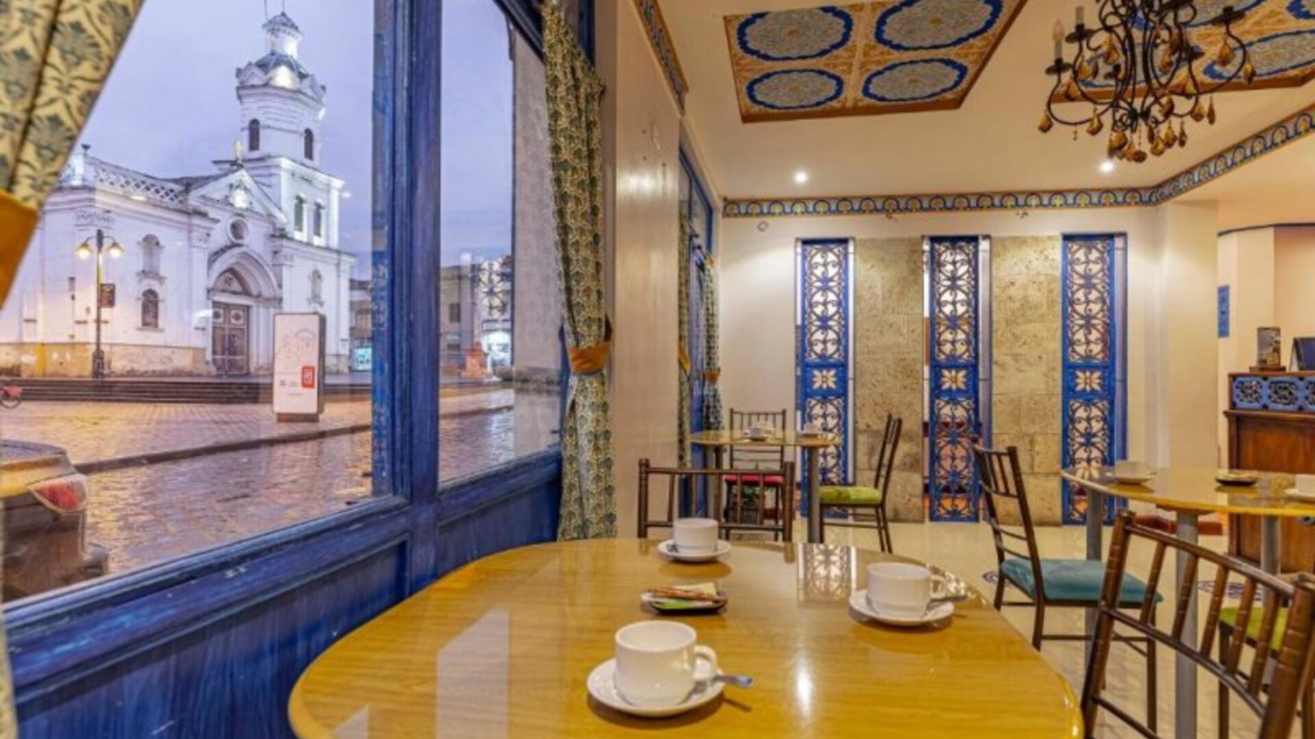 Hotel Azul De La Plaza By Chat Noir