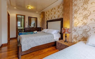 Hotel Azul De La Plaza By Chat Noir