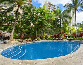 Courtyard Waikiki Beach