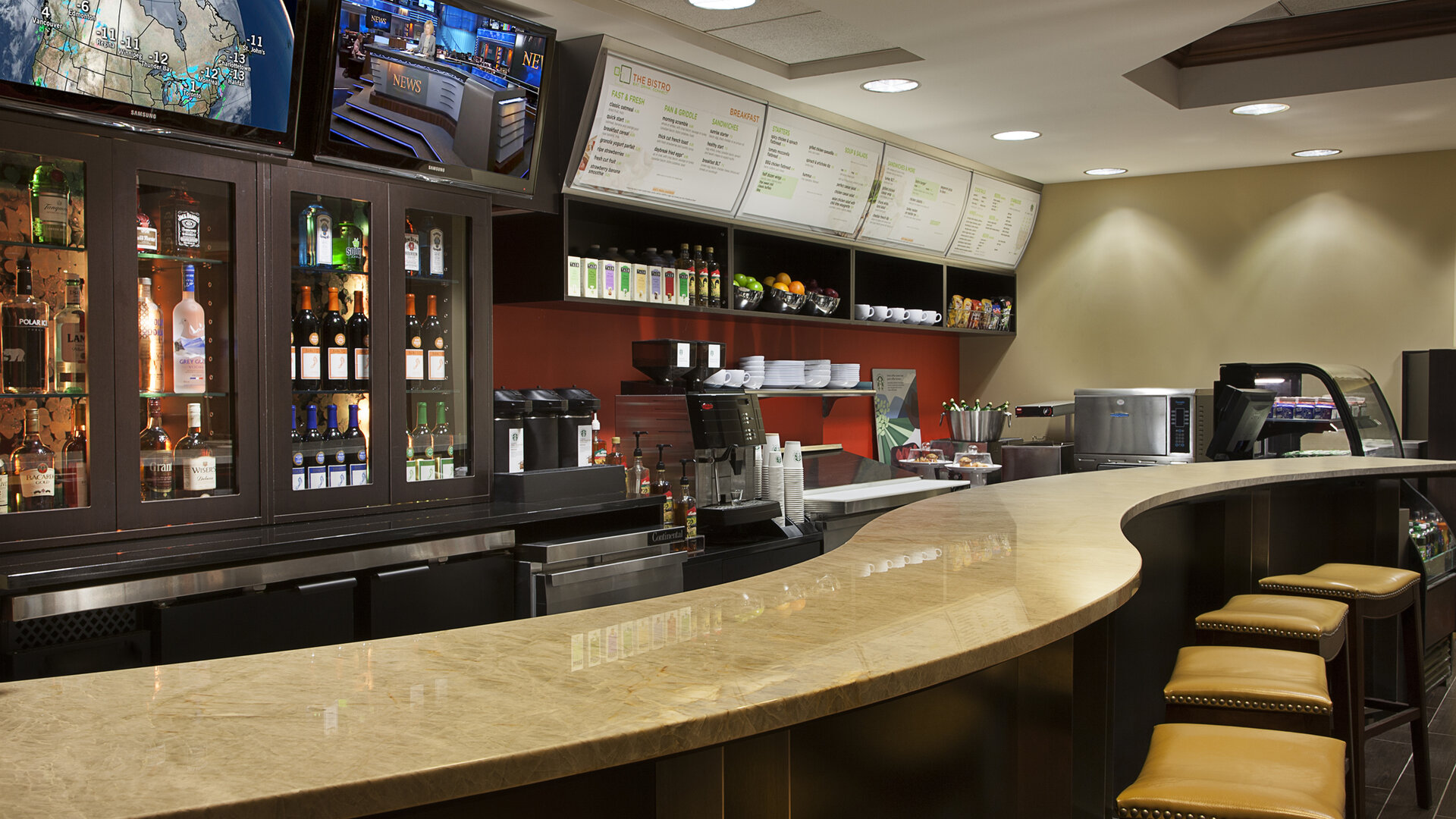 Hotel bar at Courtyard By Marriott Toronto Airport.