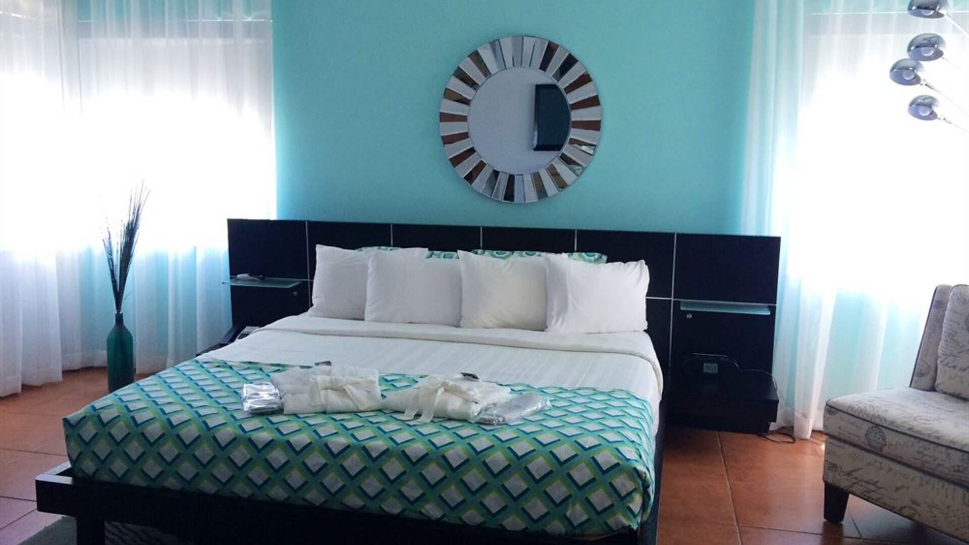 Marseilles Hotel