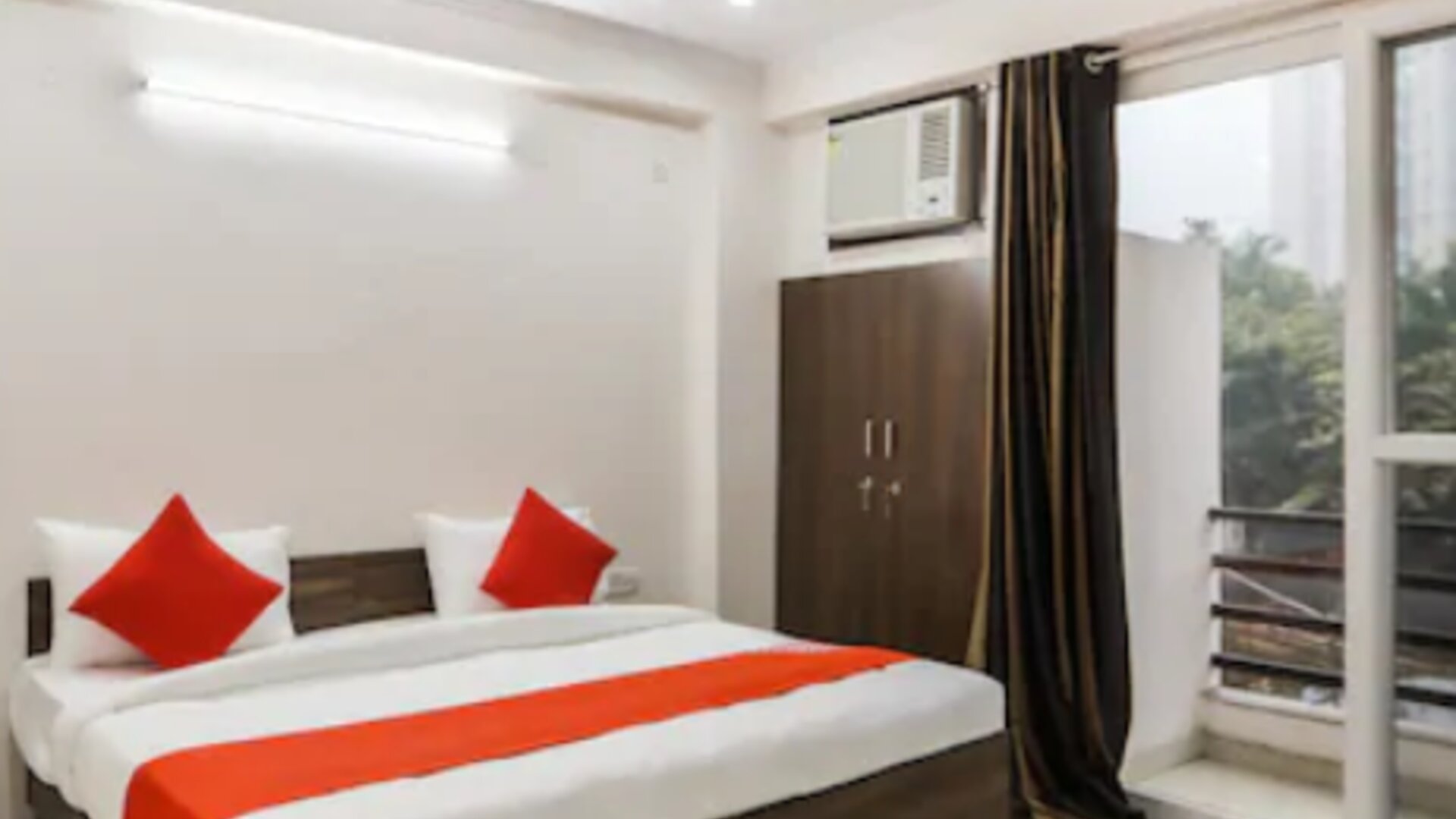 OYO 45652 Grand Oyster Homestay