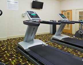 Holiday Inn Express & Suites Marathon