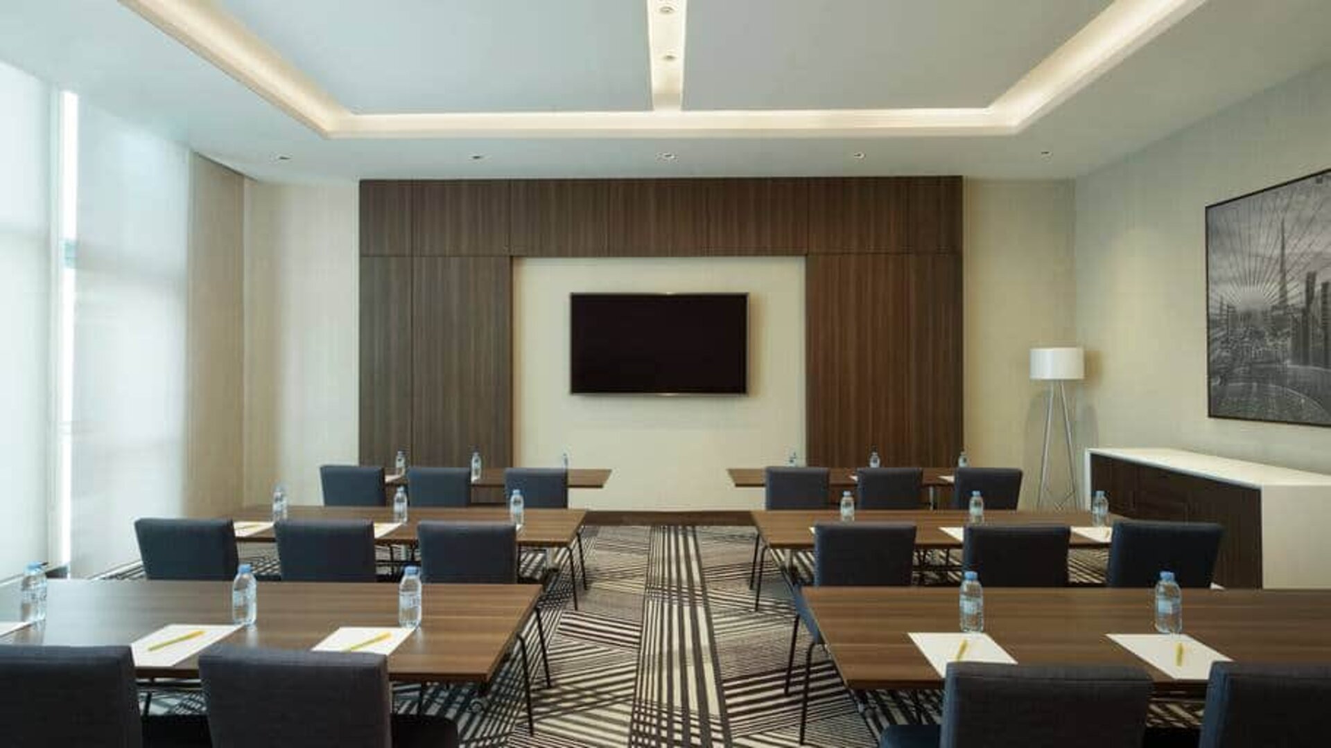 Spacious room for meetings, or events