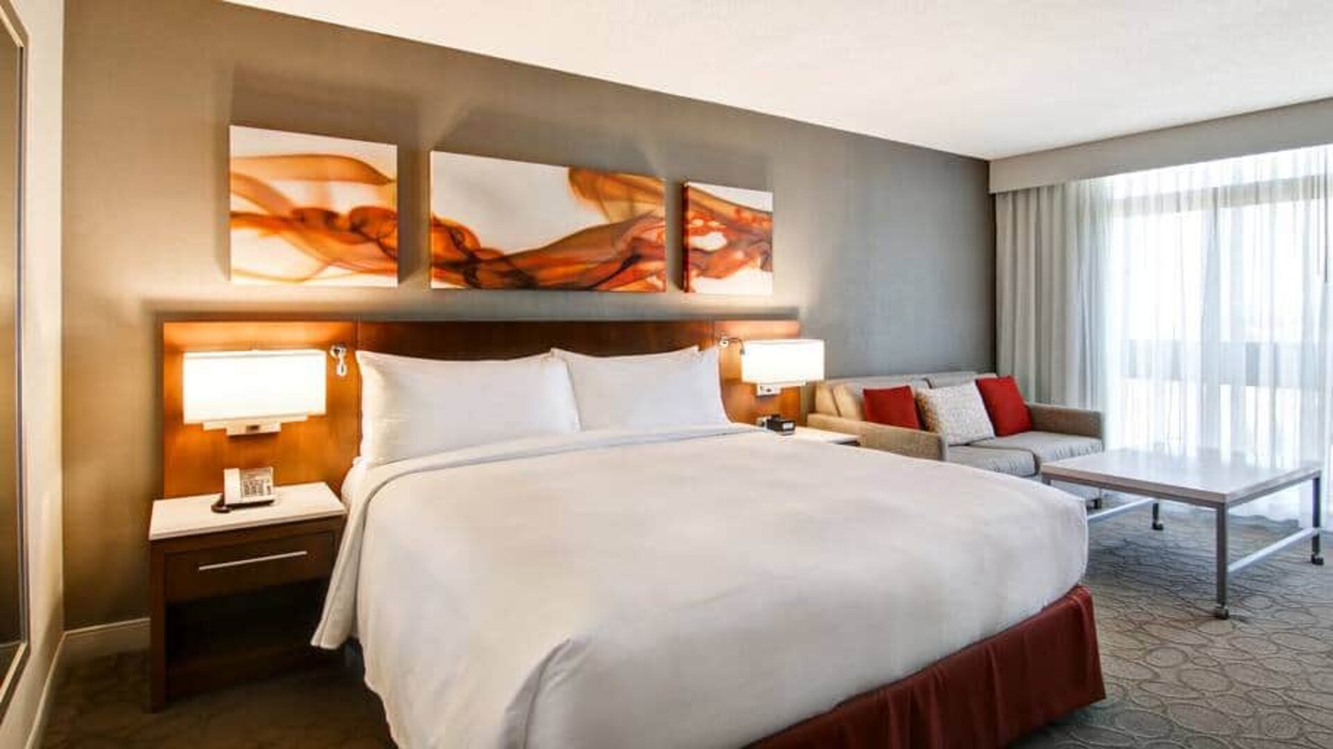 Day use room with lounge area and private bathroom at Hilton Mississauga Meadowvale.