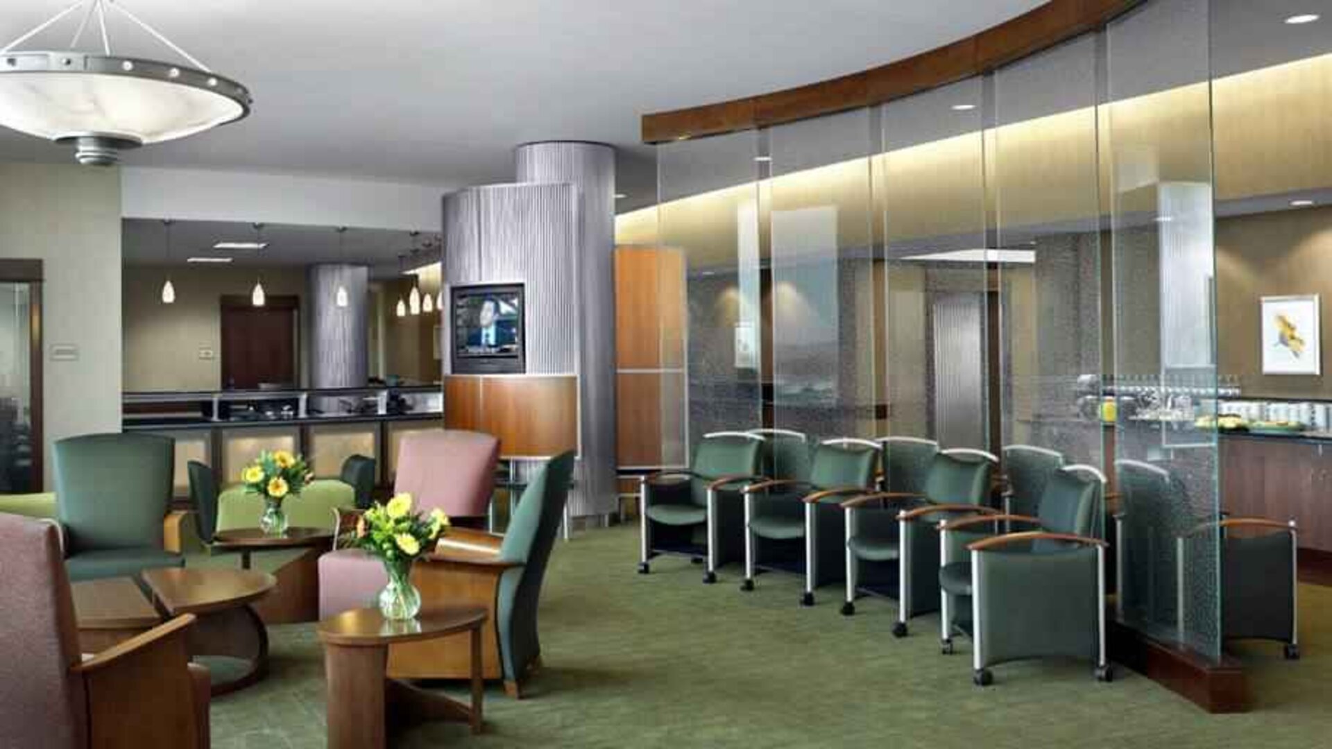 Beautiful lobby area with lounges and chairs perfect as workspace at the DoubleTree by Hilton Omaha-Downtown.