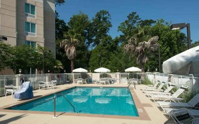 Beautiful outdoor pool area at the Hilton Garden Inn Tallahassee Central.