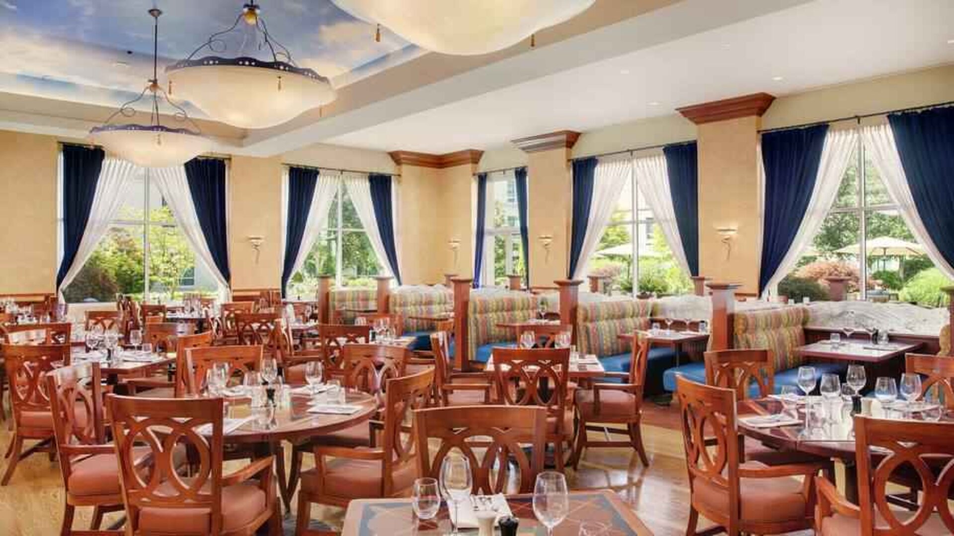 Elegant restaurant perfect as workspace at the Hilton Seattle Airport & Conference Center.