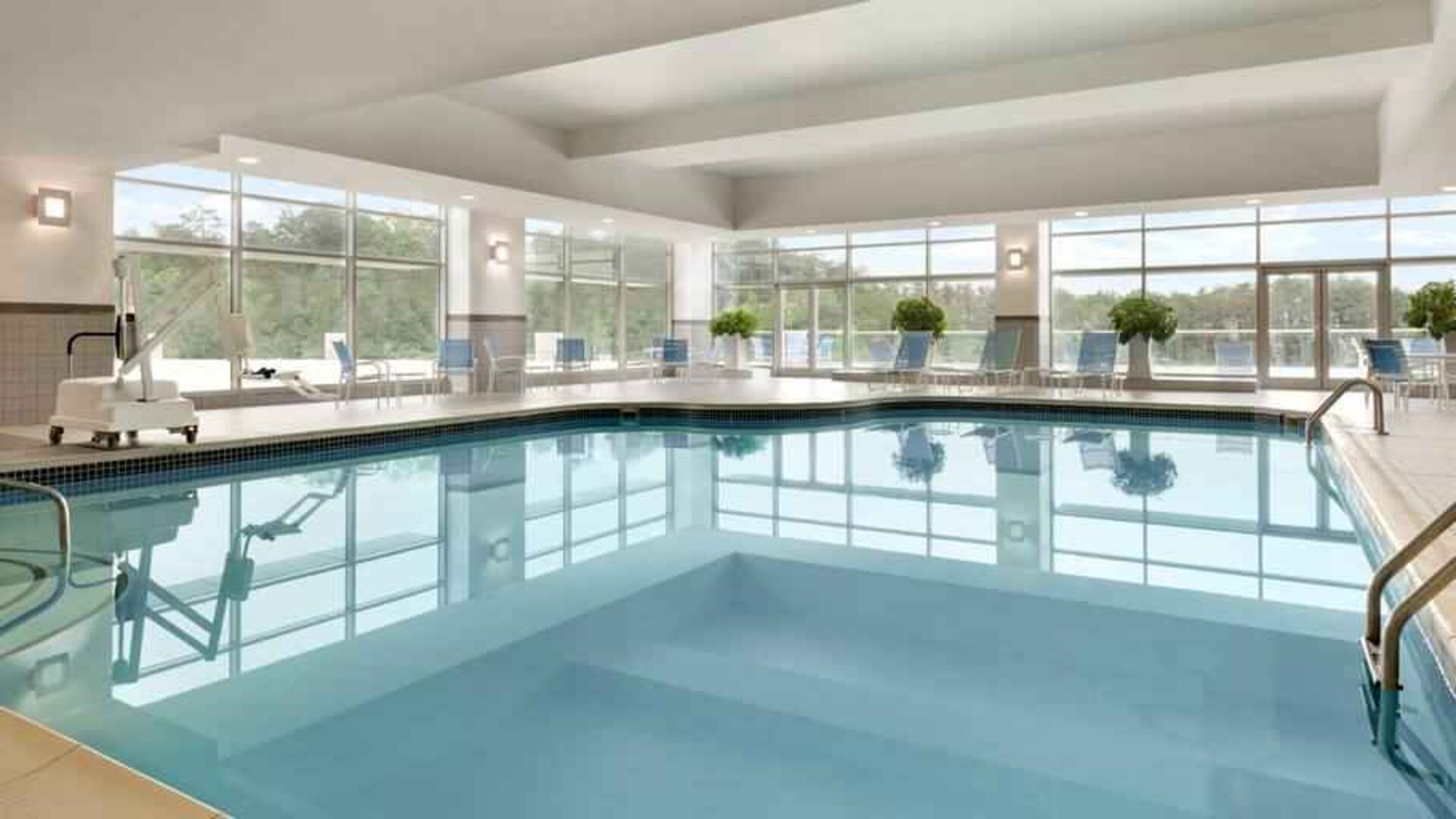 Relaxing indoor pool at the Hilton Baltimore BWI Airport.