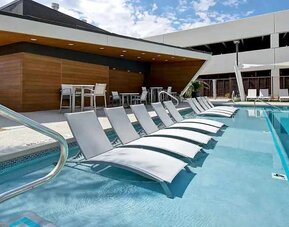 Home2 Suites By Hilton Las Vegas Convention Center