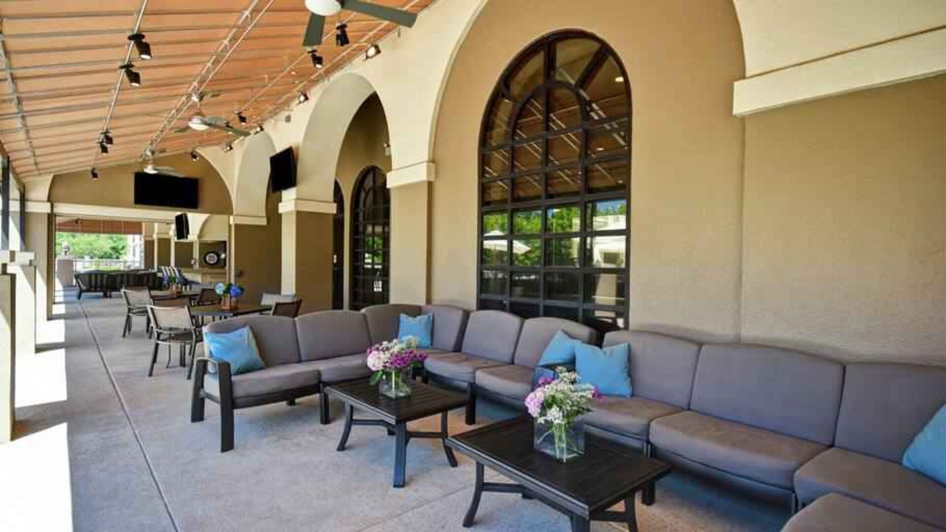 Outdoor workspace perfect for co-working at the Embassy Suites by Hilton Greenville Golf Resort Conference Center