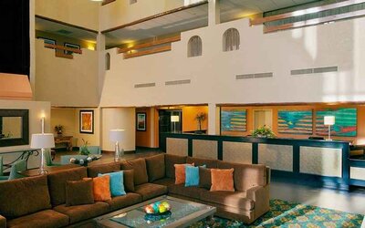 very comfortable lobby and coworking space at DoubleTree by Hilton Hotel Santa Fe.