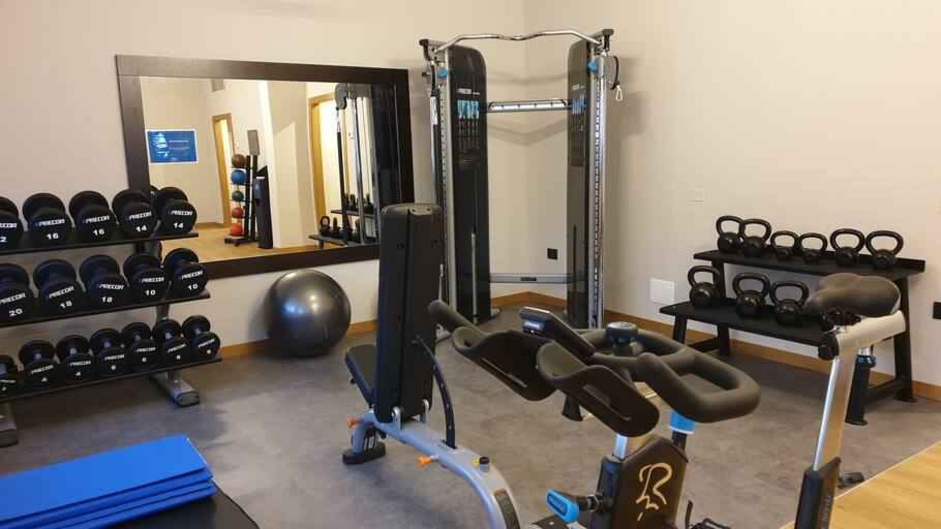 Fully equipped fitness center at the DoubleTree by Hilton Brescia.