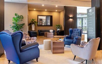 Elegant lobby workspace at the DoubleTree by Hilton Brescia.