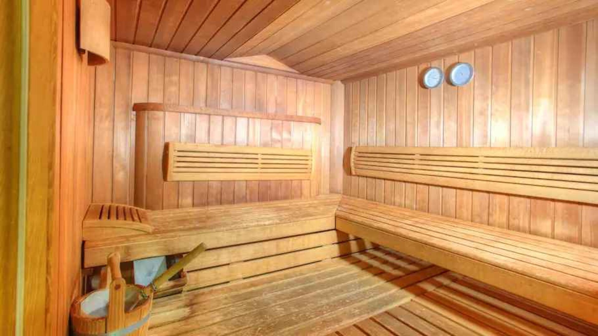 Relaxing sauna at the spa of the Hilton Strasbourg.