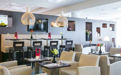 Dining area at the Hampton by Hilton Amsterdam Airport Schiphol.