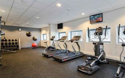 Fully equipped fitness center at the Hampton by Hilton Amsterdam Arena Boulevard.