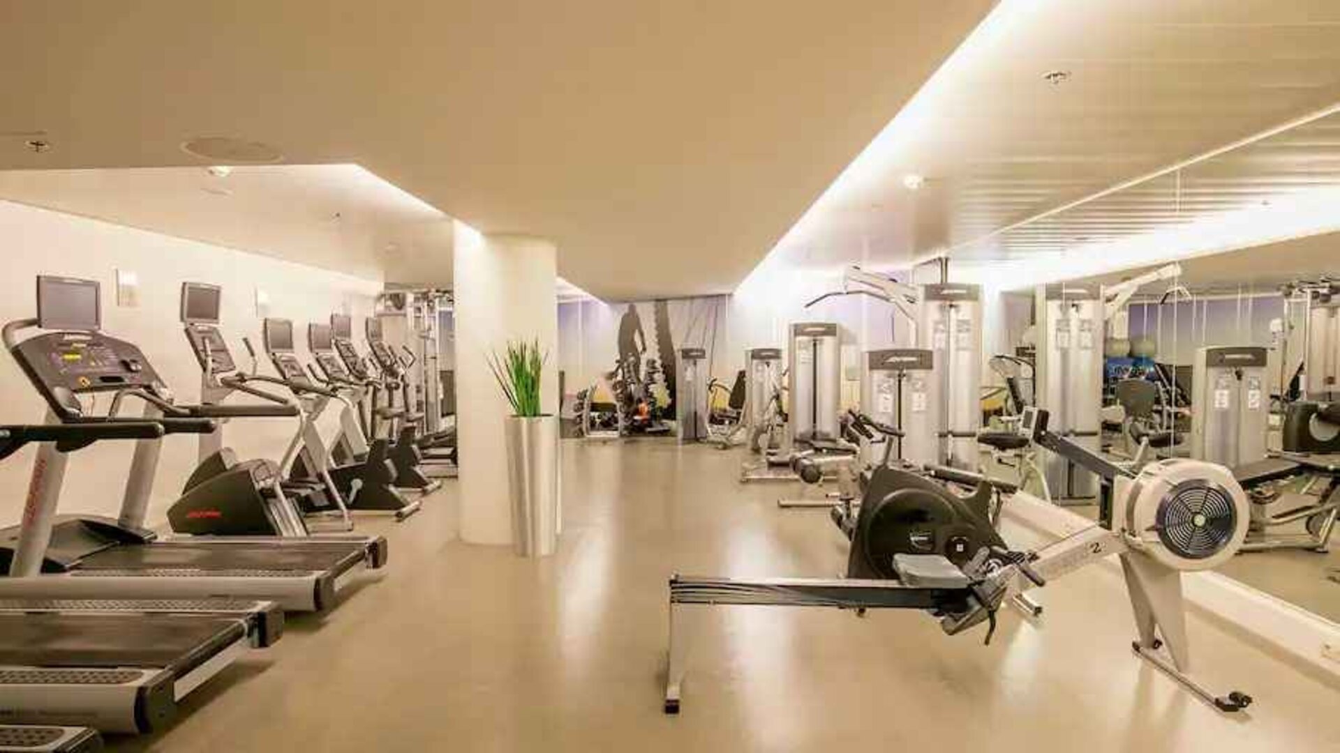 Fitness center at the DoubleTree by Hilton Amsterdam Centraal Station.
