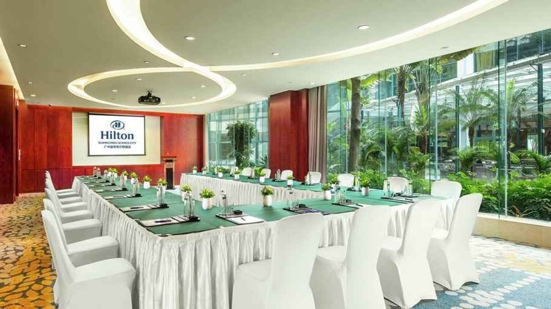 professional meeting room for all business meetings and conferences at Hilton Guangzhou Science City.