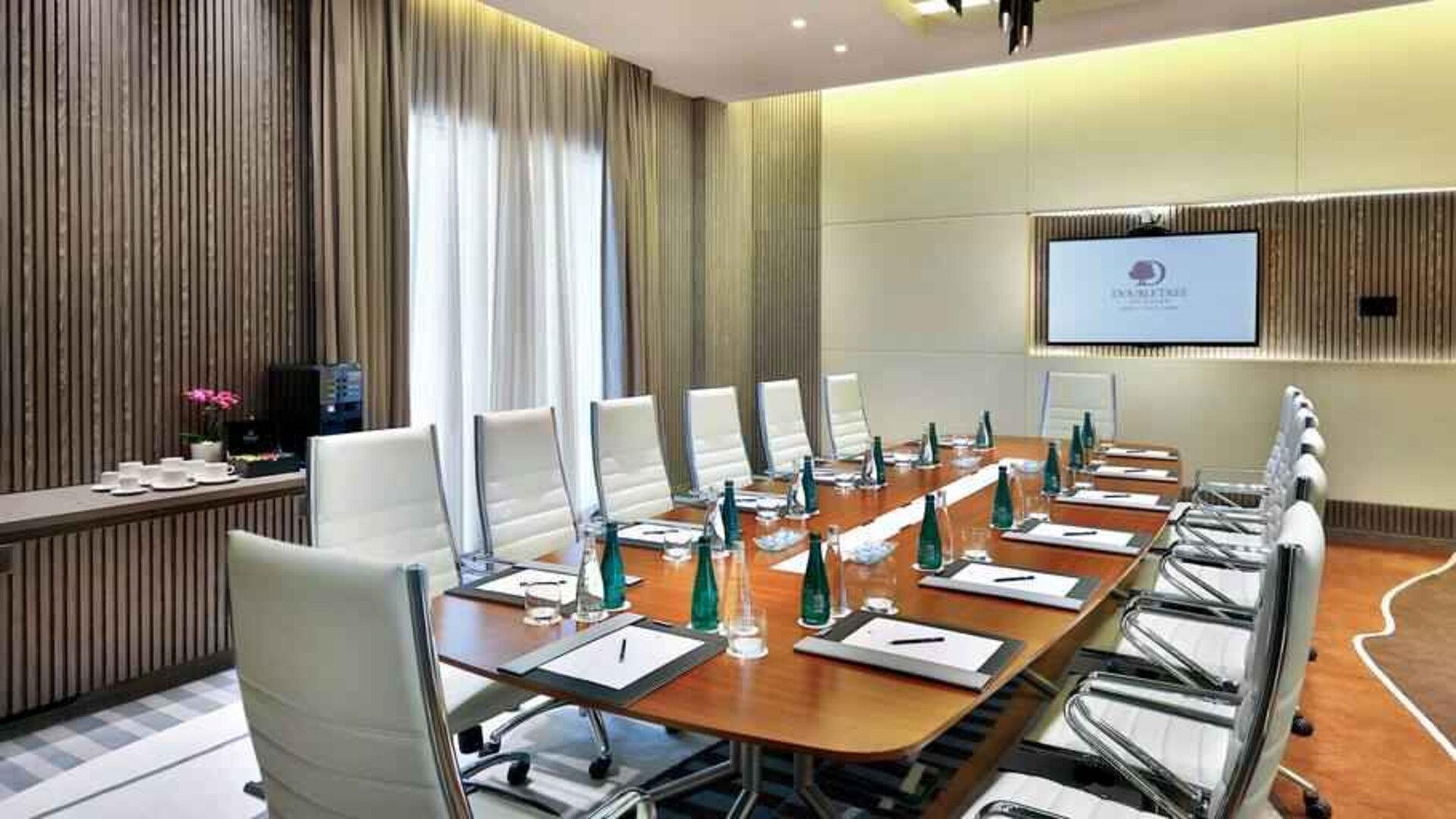 Elegant meeting room at the DoubleTree by Hilton Doha - Old Town.