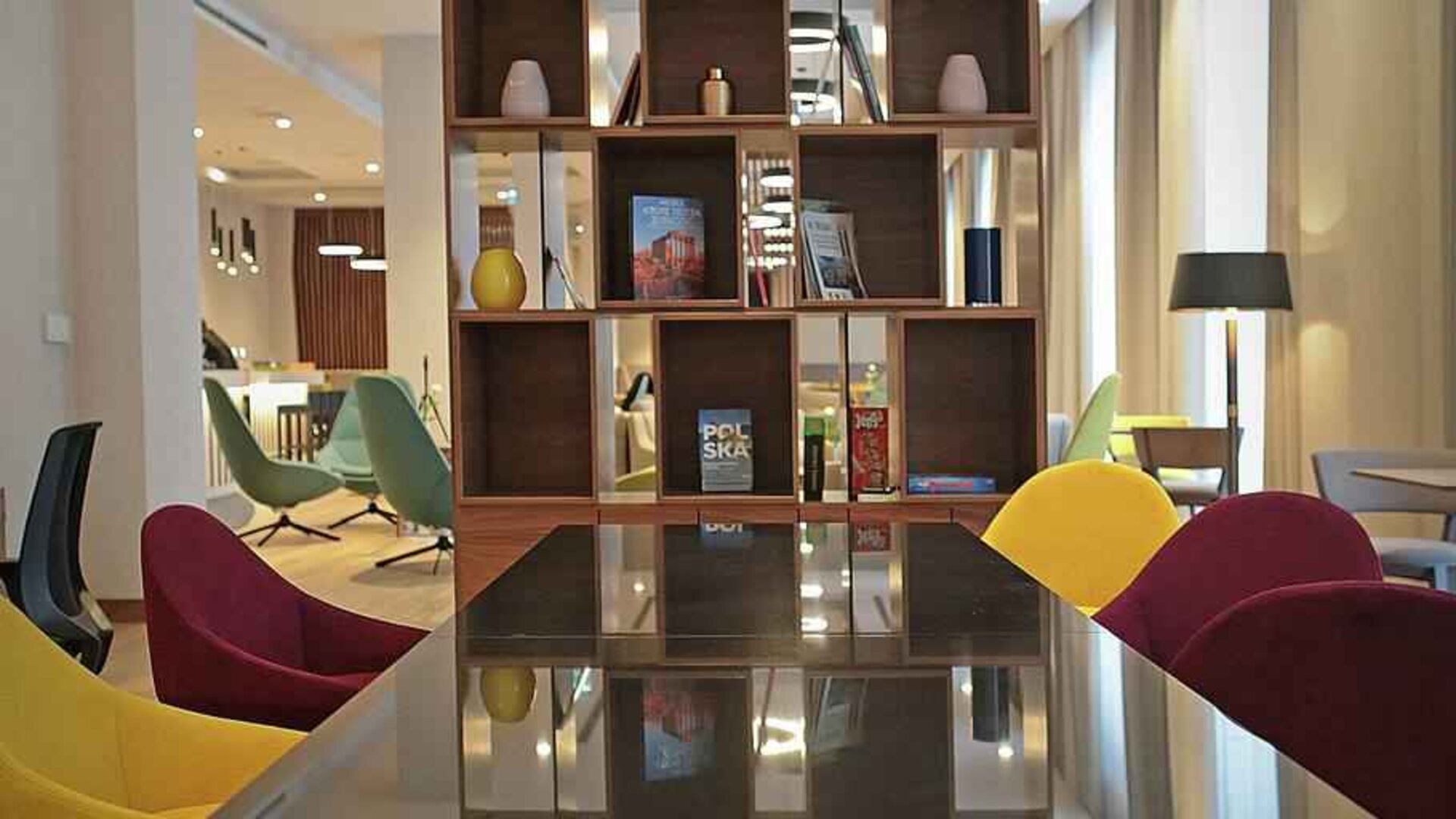 Hotel workspace at the Hampton by Hilton Kalisz.