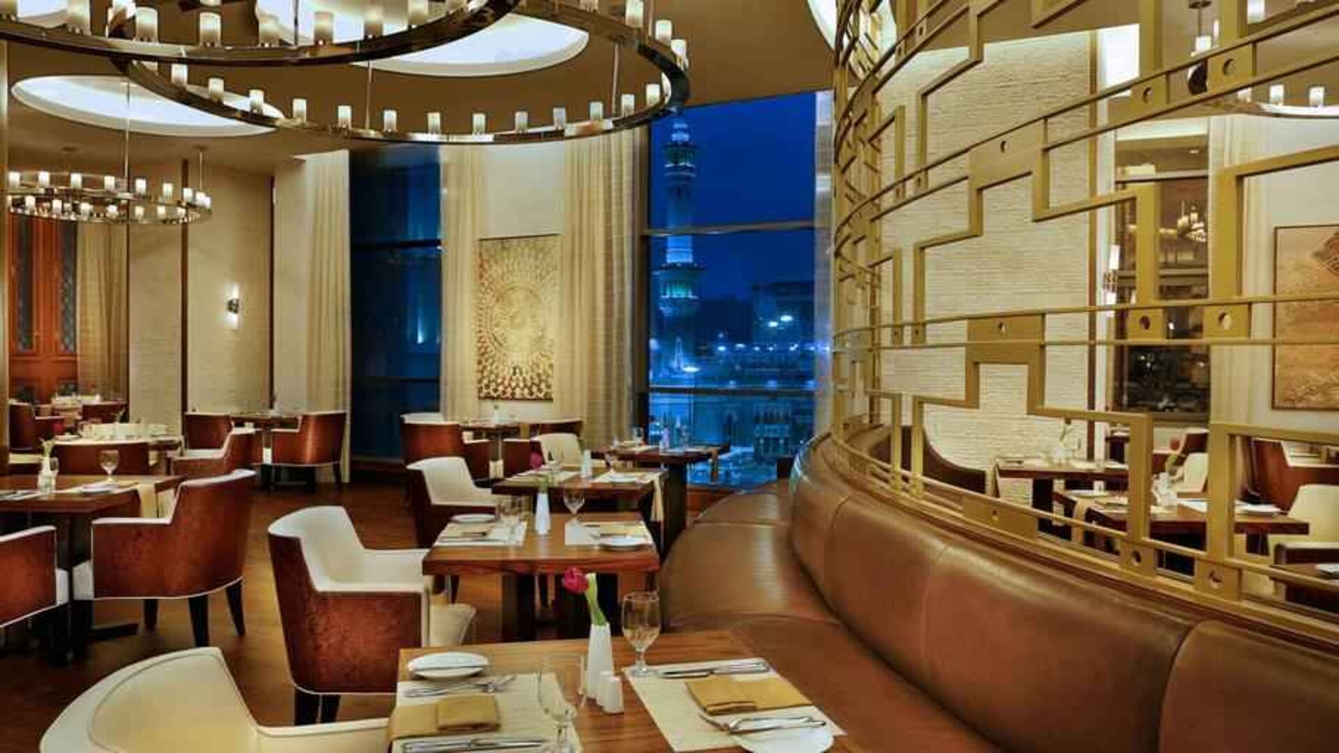 Restaurant area perfect for co-working at the Conrad Makkah.