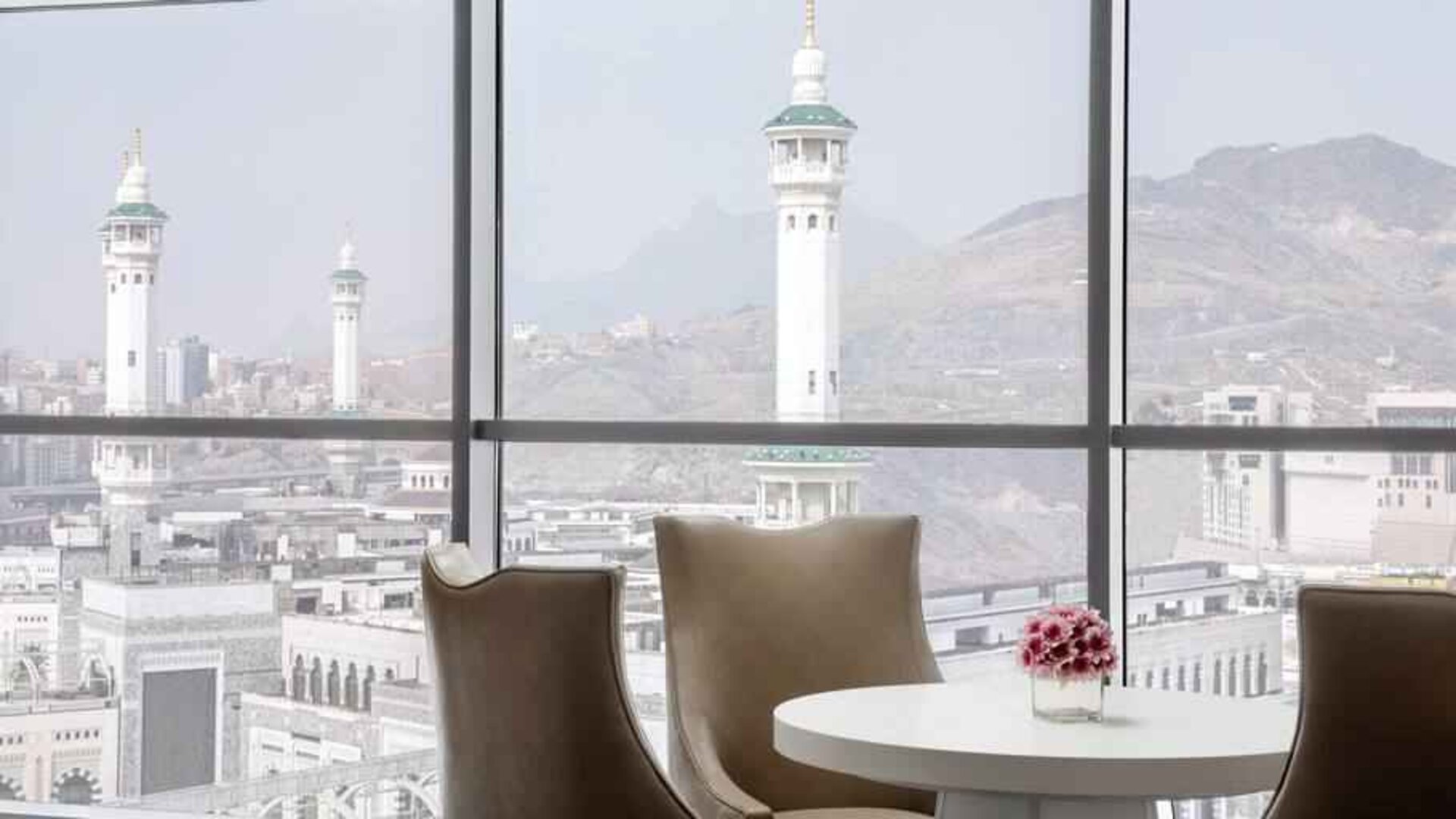 Working station along the window at the Hilton Makkah Convention Hotel.