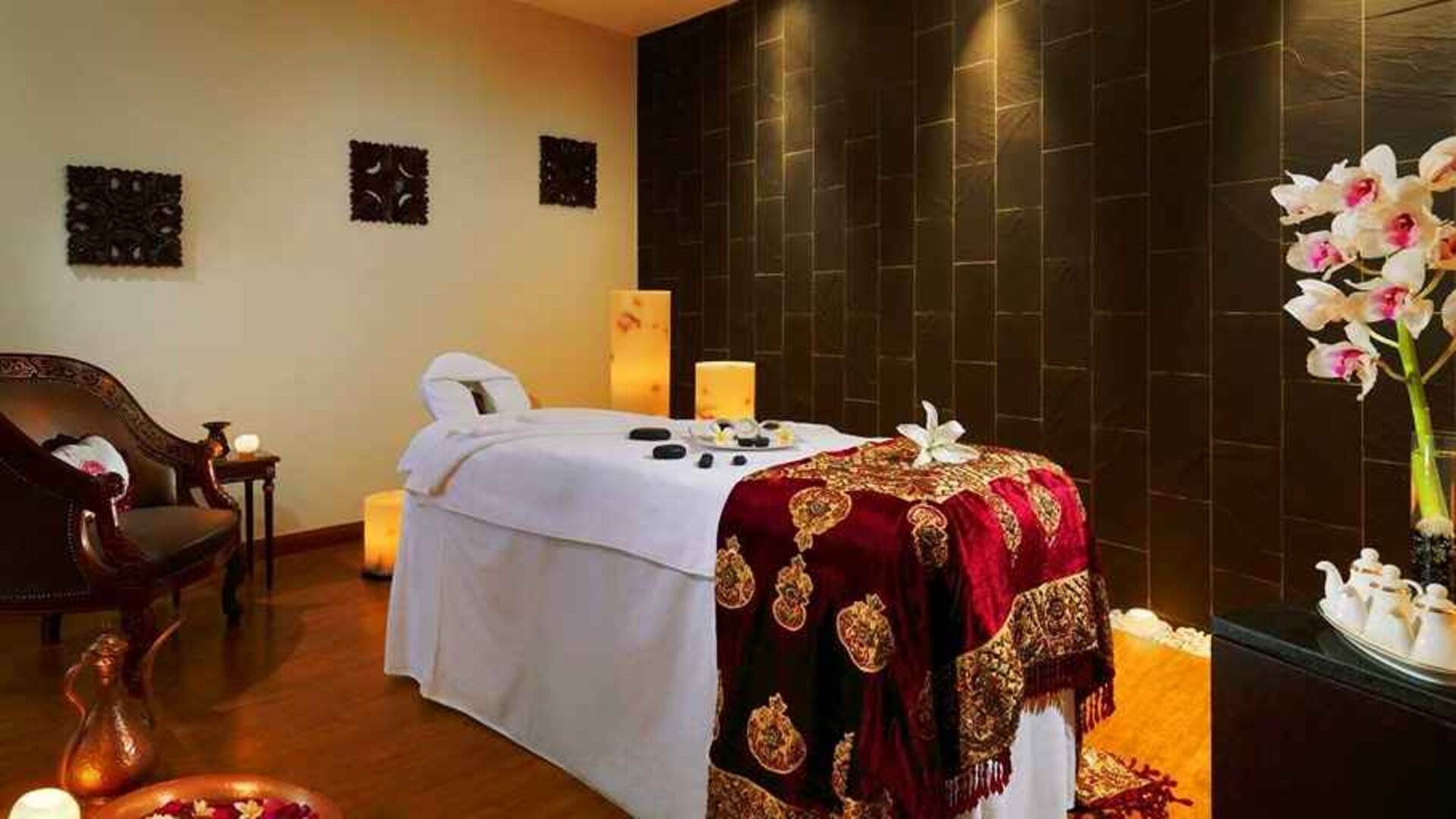 relaxing massage and spa available at Hilton Cairo Heliopolis.