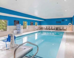 Relaxing indoor pool at the Hampton Inn Greenfield.