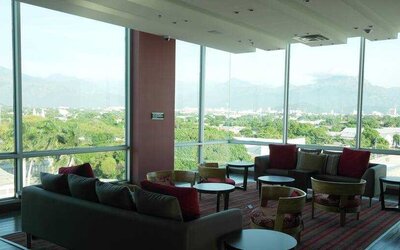 Lobby workspace at the Hampton by Hilton - Valledupar.