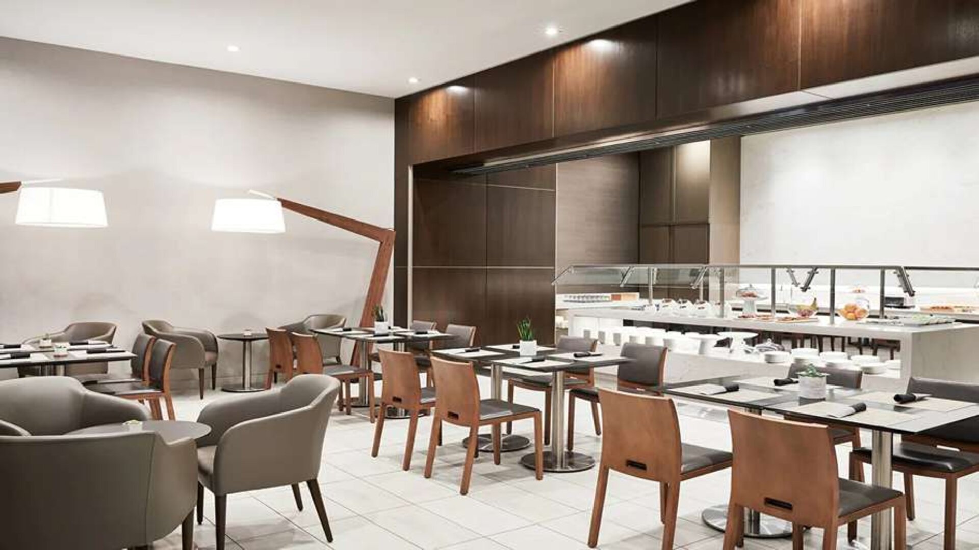 Dining area suitable for co-working at AC Hotel By Marriott Beverly Hills.