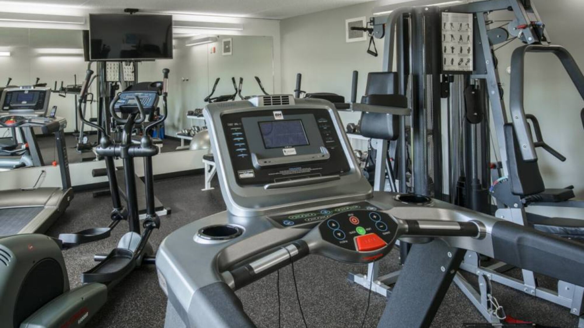 Rodd Miramichi River’s fitness center has a wide range of exercise machines.