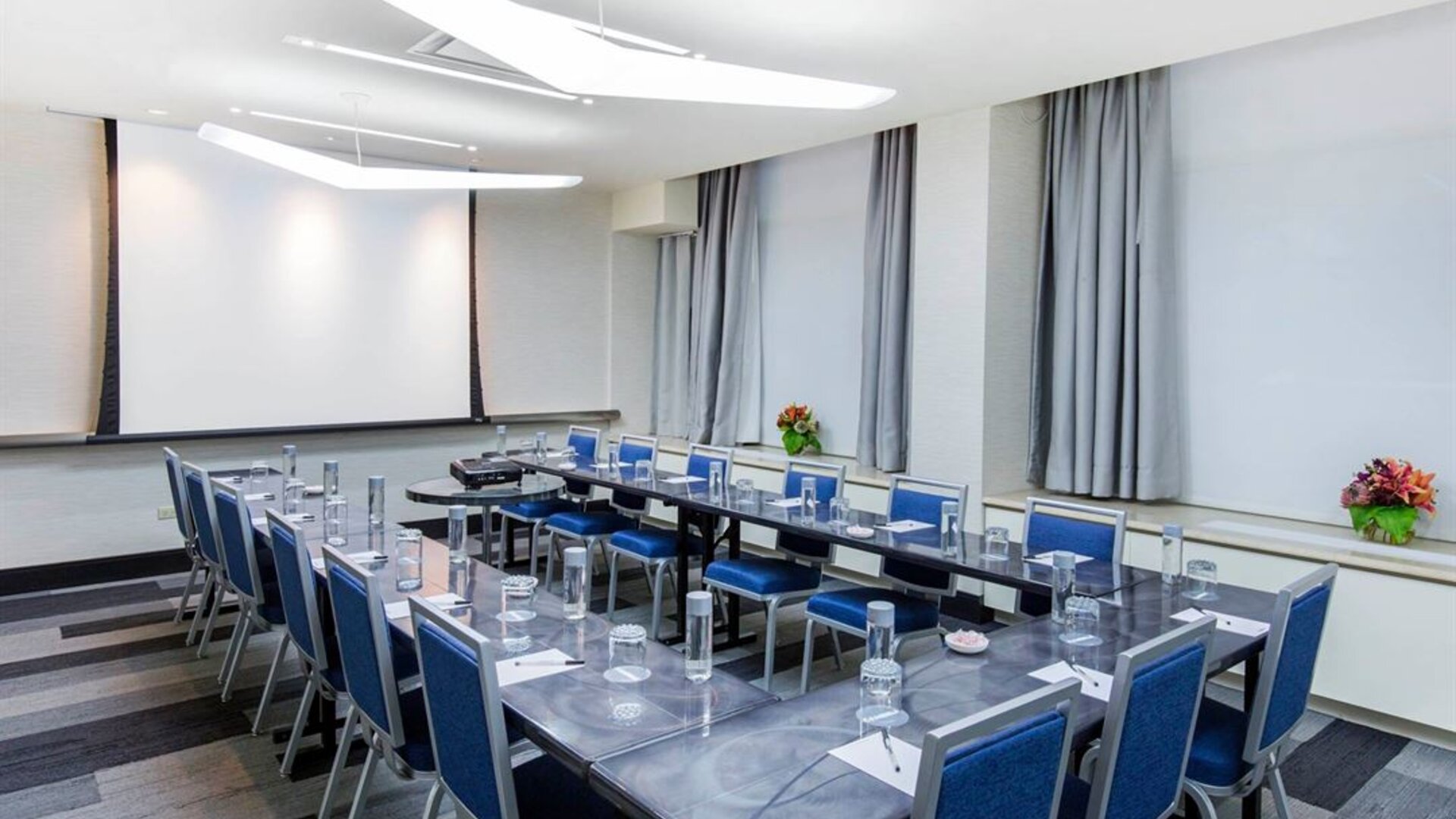 Meeting room at The Chicago Hotel Collection - Magnificent Mile.