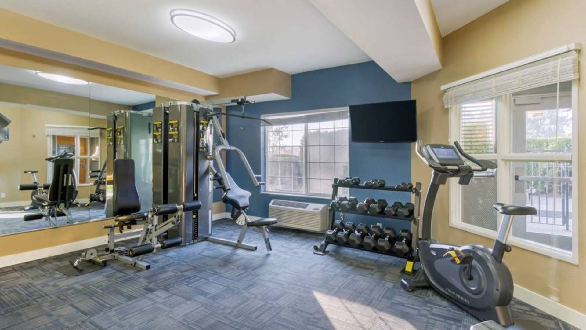 Fitness center available at Best Western Plus Mountain View Auburn Inn.