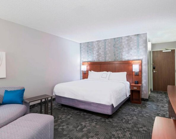 Day use room at Courtyard By Marriott Sarasota Bradenton Airport.