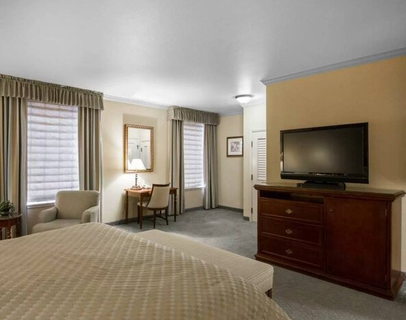 Day use room at Liberty Hotel Cleburne, An Ascend Hotel Collection Member.