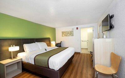 Day use room at American Inn Carlisle.