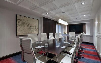 Professional meeting room at Capitol Hill Hotel.